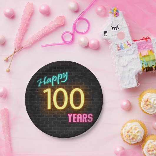 レンガの壁のネオン番号100の標識 ペーパープレート (パーティー)