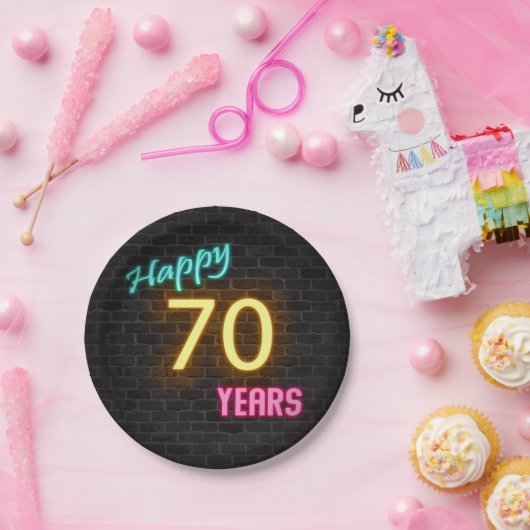 レンガの壁のネオン番号70サイン ペーパープレート (パーティー)