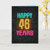 レンガの46歳の誕生日ネオンサイン カード (黄色い花)