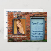 レンガ壁とブルードアオープンハウスカード ポストカード (正面/裏面)