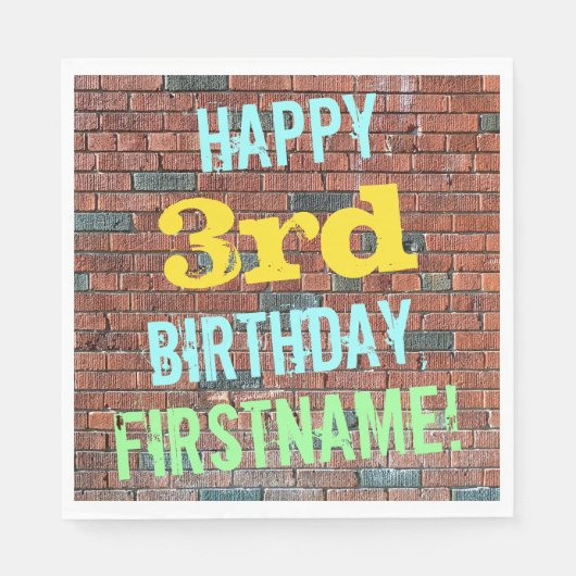 レンガ壁グラフィティインスパイア3回目の誕生日+名前 スタンダードランチョンナプキン (正面)