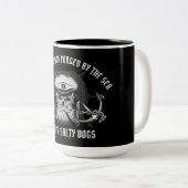レンジャー熟練船乗り/塩辛い犬 ツートーンマグカップ (正面右)