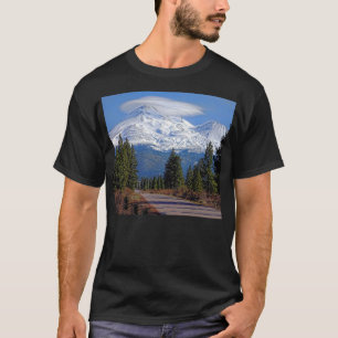 レンズの私のSHASTA Tシャツ