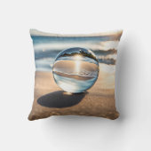 レンズボールオン海ビーチ クッション (裏面)