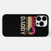 レーサーお気に入りのがパパヴィンテージと呼ぶ父の iPhoneケース (裏面横)