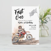 レーサー坊やの1歳の誕生日フォト招待状 招待状 (スタンド正面)