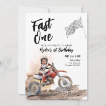 レーサー坊やの1歳の誕生日フォト招待状