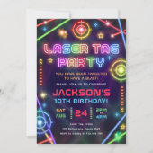 レーザーラベルネオングローアーケードパーティーボーイ誕生日 招待状 (正面)