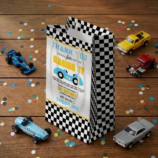 レーシングカーの1歳の誕生日パーティー スモールペーパーバッグ