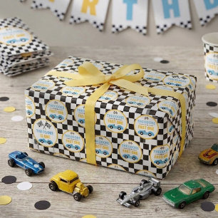 レーシングカーの1歳の誕生日パーティー ラッピングペーパー