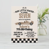レーシングカーレースの男の子7歳の誕生日パーティー 招待状 (スタンド正面)
