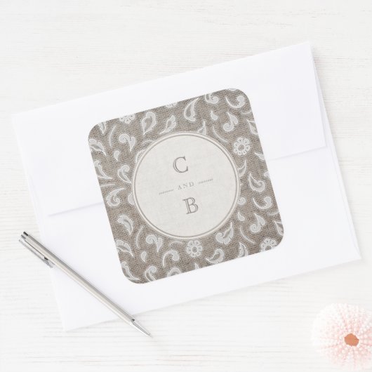 レースとラップ素朴な田舎の結婚式のモノグラム スクエアシール (封筒)