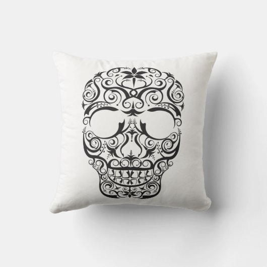 レースのような様式化されたスカルの枕 クッション (裏面)