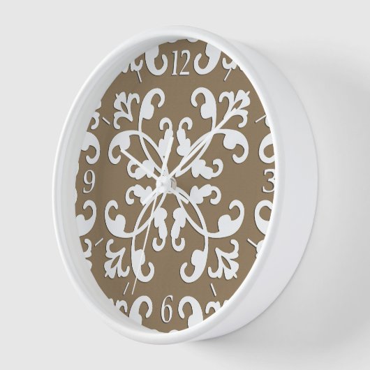レースのようカットワーク – 白い上のタウペタン 壁時計 (傾斜)