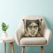 レースのアクセントの枕を持つグロリアSwanson クッション (椅子)