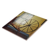 レースのカーテン付近の大きな回転ホイール タイル (側面)