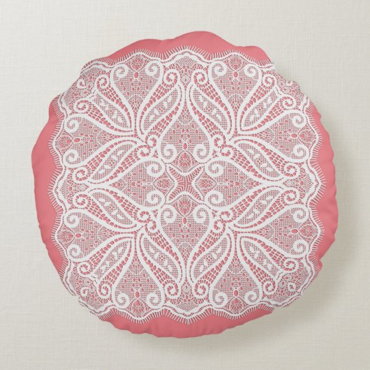 レースのドリーピンクの白いヴィンテージ古ファッションド ラウンドクッション (裏面)