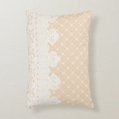 レースのボーダー アクセントクッション (正面(垂直))