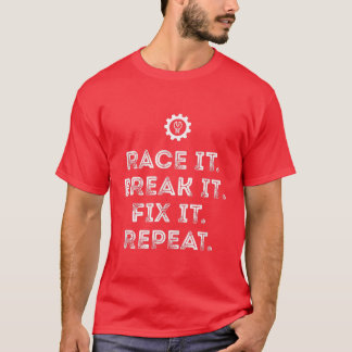 レースのメカニックを繰り返すおもしろいと壊れる Tシャツ
