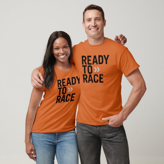 レースの準備ができている Tシャツ (ユニセックス)