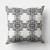 レースの背景2 クッション (裏面)