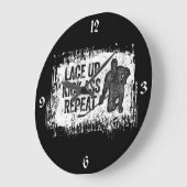 レースを締める。繰り返す。(ホッケー) ラージ壁時計 (傾斜)