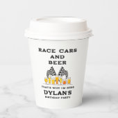 レースカーとビール チェッカーフラッグ レースデイ 誕生日 紙コップ (正面)