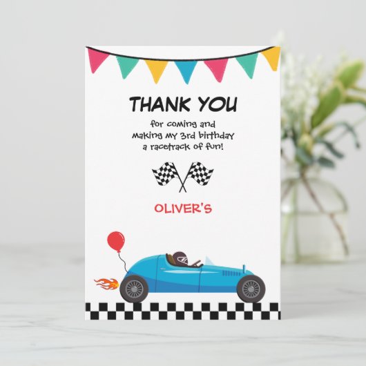 レースカーの子供の誕生日パーティーお礼カード少年用 サンキューカード (スタンド正面)