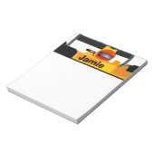 レースカーの誕生日パーティーギフトをパーソナライズ ノートパッド (回転)