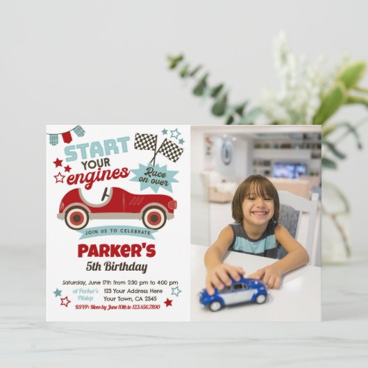 レースカーをテーマにしたパーティの招待状（写真あり） 招待状 (スタンド正面)