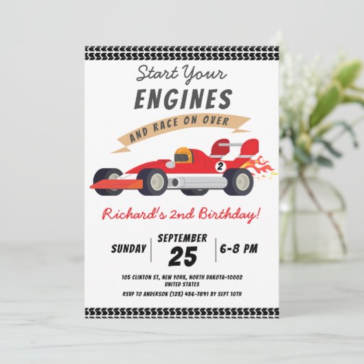 レースカーカラフルテーマ子供の誕生日パーティー 招待状 (スタンド正面)