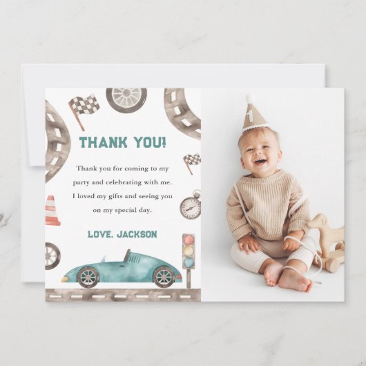 レースカーボーイ誕生日パーティフォトサンキューカード 招待状 (正面)