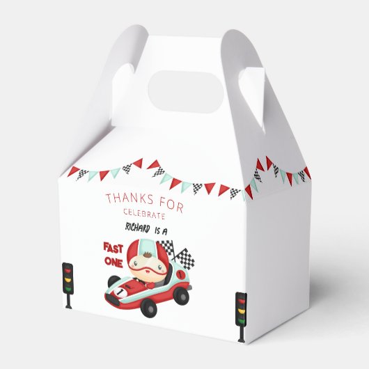 レースカーレーシングキッドの誕生日テーマ フェイバーボックス (正面サイド)
