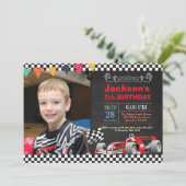 レースカー誕生日招待状。男の子の誕生日パーティー 招待状 (スタンド正面)