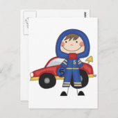 レースカー – ボーイTシャツと贈り物 ポストカード (正面/裏面)