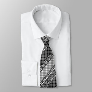 レース付き白ストライプの黒パッチワーク ネクタイ