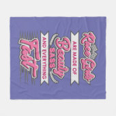 レース女子は美しいとサスで作られる フリースブランケット (正面(横))