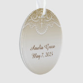 レース、宗教十字との金ゴールド オーナメント (正面)