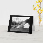 、レーニア山インディアンヘンリーでキャンプします、WA 1922年 カード (黄色い花)