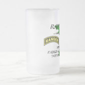 レーンジャーのベトナムによって曇らされるマグ フロストグラスビールジョッキ (中央)