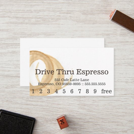 ロイヤリティのニュースのフォントのコーヒー汚れのパンチカード ロイヤリティカード (正面/裏面インサイチュ)