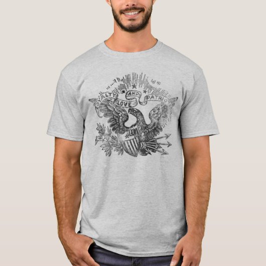 ロイヤリティ、愛および愛国心 Tシャツ (正面)