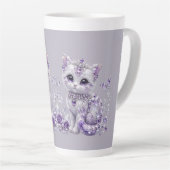 ロイヤルパープルの宝石の子猫の幻想 カフェラテマグ (右アングル)