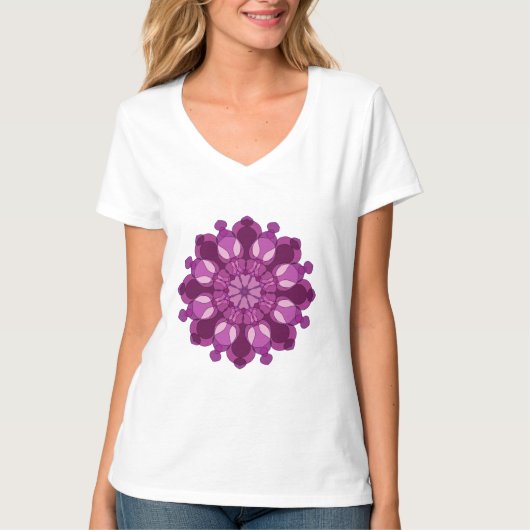 ロイヤルパープルの花の曼荼羅 Tシャツ (正面)