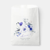 ロイヤルブルーとアイボリーの花模様のウェディング フェイバーバッグ (正面)