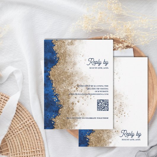 ロイヤルブルーとゴールドのQRコード付き結婚式RSVP 出欠カード