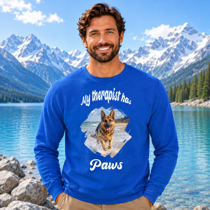 ロイヤルブルーの犬の写真ジョークTシャツ「私のセラピストは肉球を持っている」 スウェットシャツ
