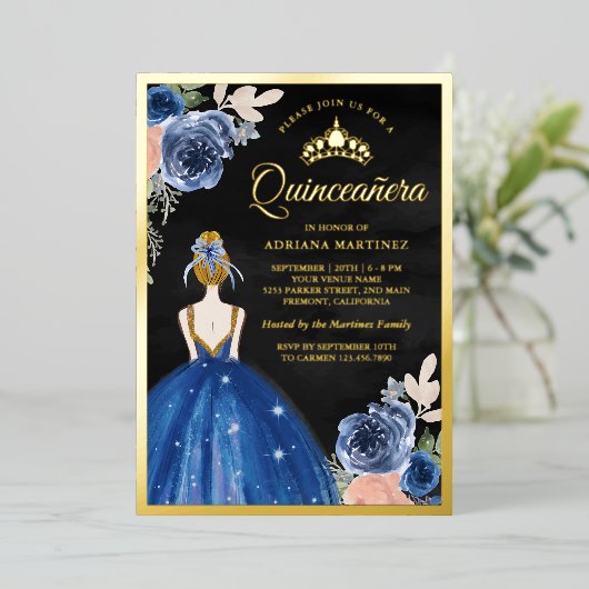 ロイヤルブルーの花柄ドレス 黒のキンセアニエラ ゴールド 箔招待状 (立ち正面)