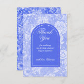 ロイヤルブルーの花柄ビクトリアンスタイルのブライズシャワー サンキューカード (正面/裏面)