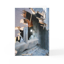 「ロウアータウン駅の割れた窓 #2」早く治ってね